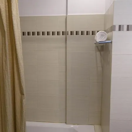 Lemoni Luxury In Front Of The Sea *