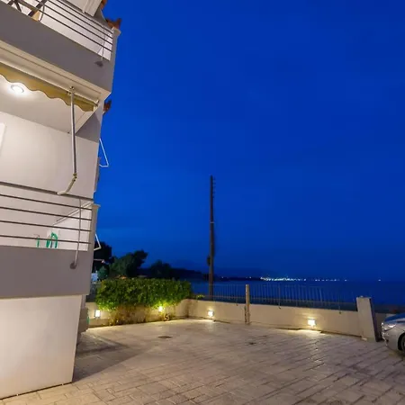 Lemoni Luxury In Front Of The Sea 别墅 Kechries