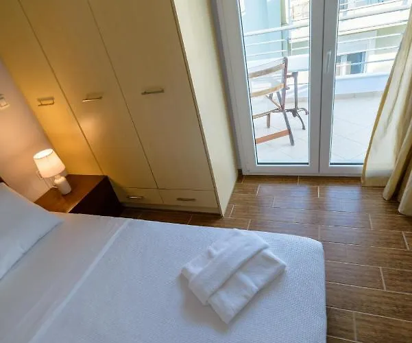 Lemoni Luxury In Front Of The Sea Kechries