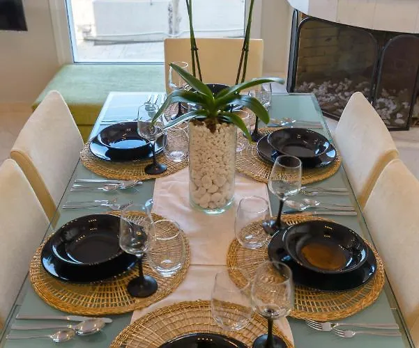 Lemoni Luxury In Front Of The Sea * Kechries